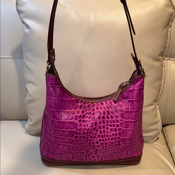 Dooney & Bourke Vintage Magenta Croc Embossed Shoulder Bag - Picture 7 of 17